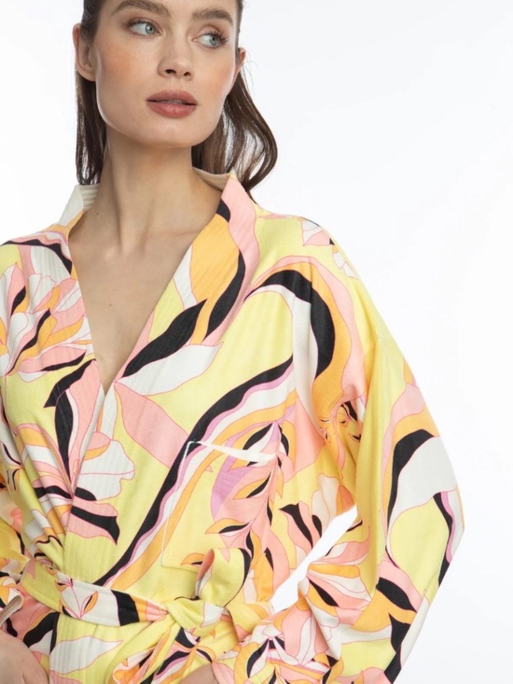 Wrap Up by Valerie Perez Gorgeous Women’s Copa Banana Print Robe